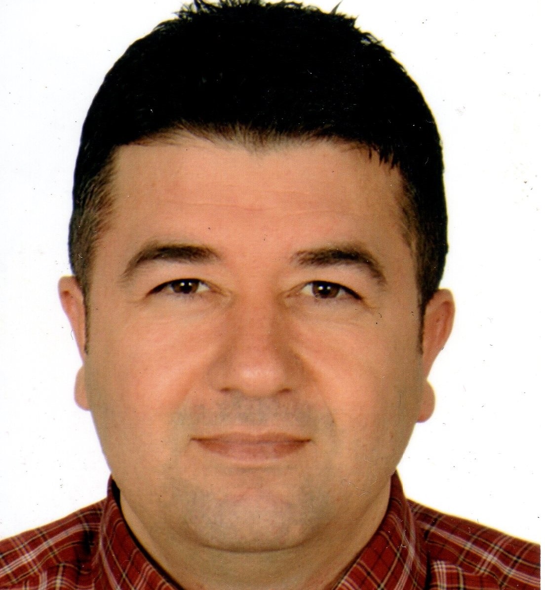 Doç. Dr. Mehmet Ali ÖZÇELÝK (Türkiye)